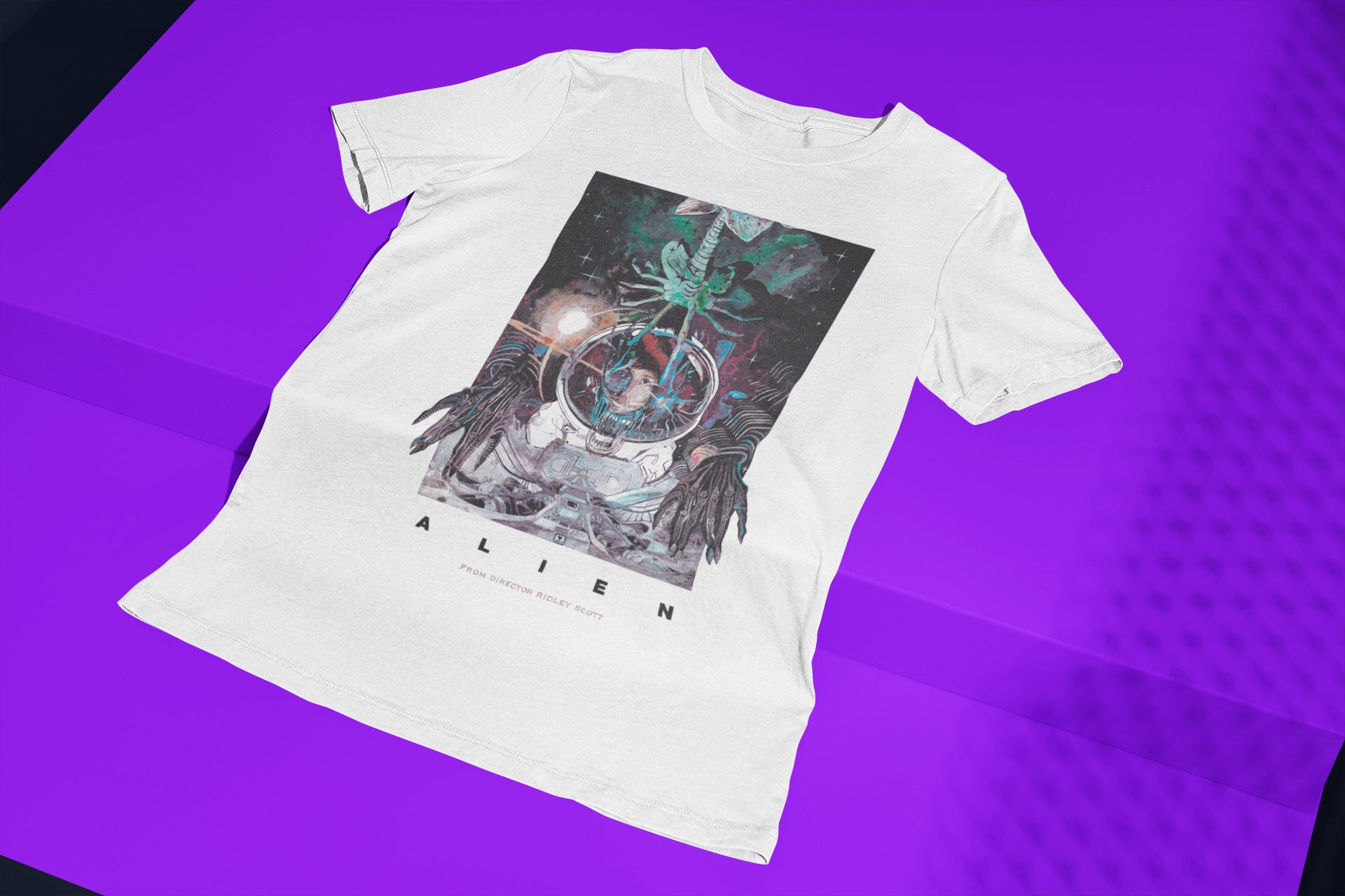 Alien Movie 80s Vintage Halloween Unisex T-Shirt Alien Movie 80s Vintage Halloween Unisex T-Shirt