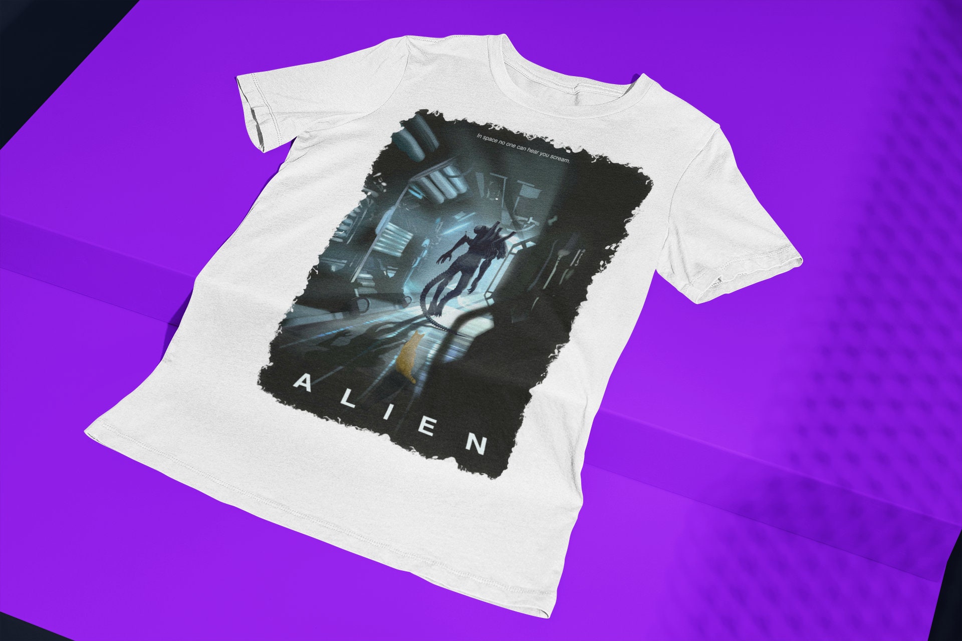 Graphic Art Alien Movie Halloween Unisex T-Shirt Graphic Art Alien Movie Halloween Unisex T-Shirt