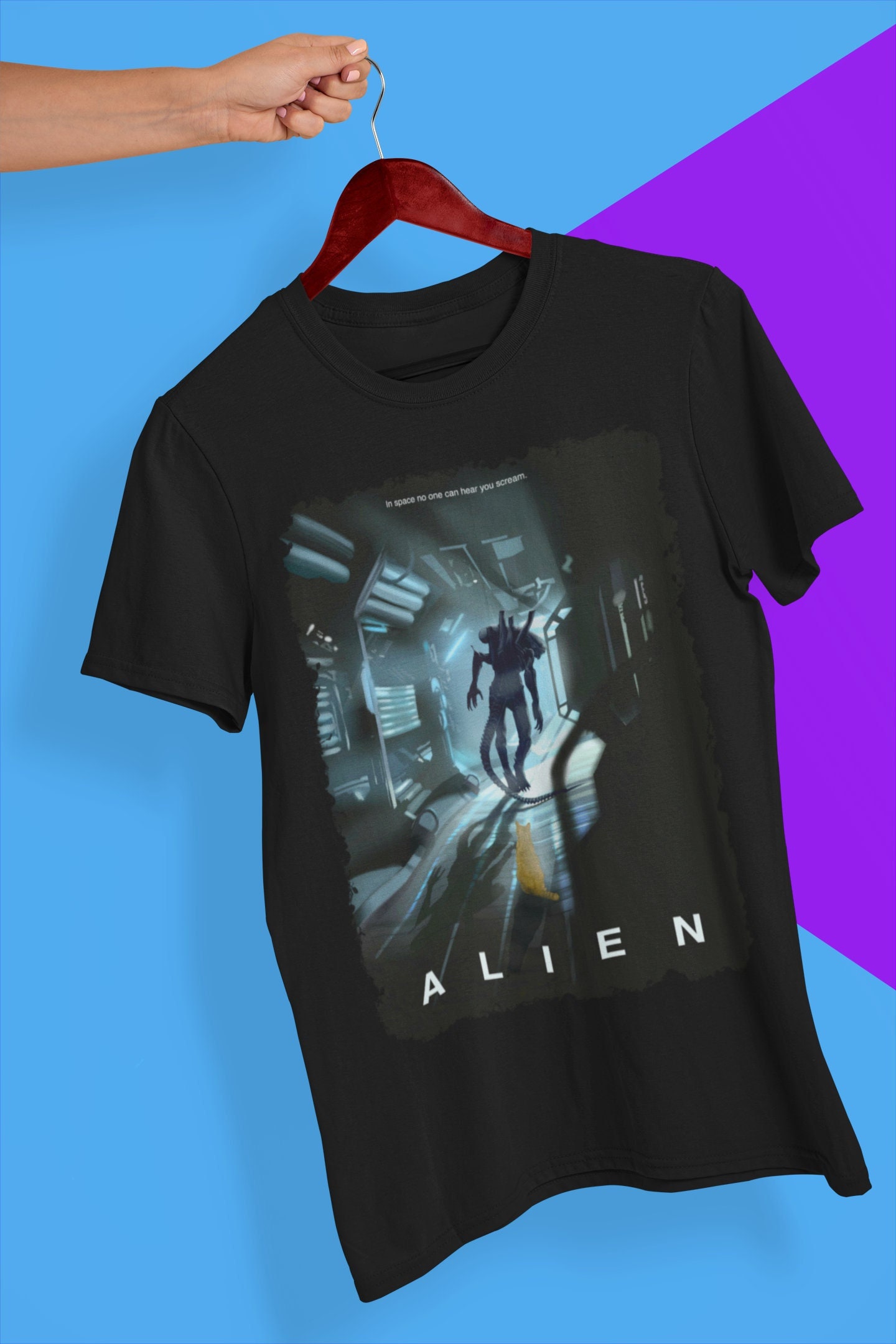 Graphic Art Alien Movie Halloween Unisex T-Shirt Graphic Art Alien Movie Halloween Unisex T-Shirt