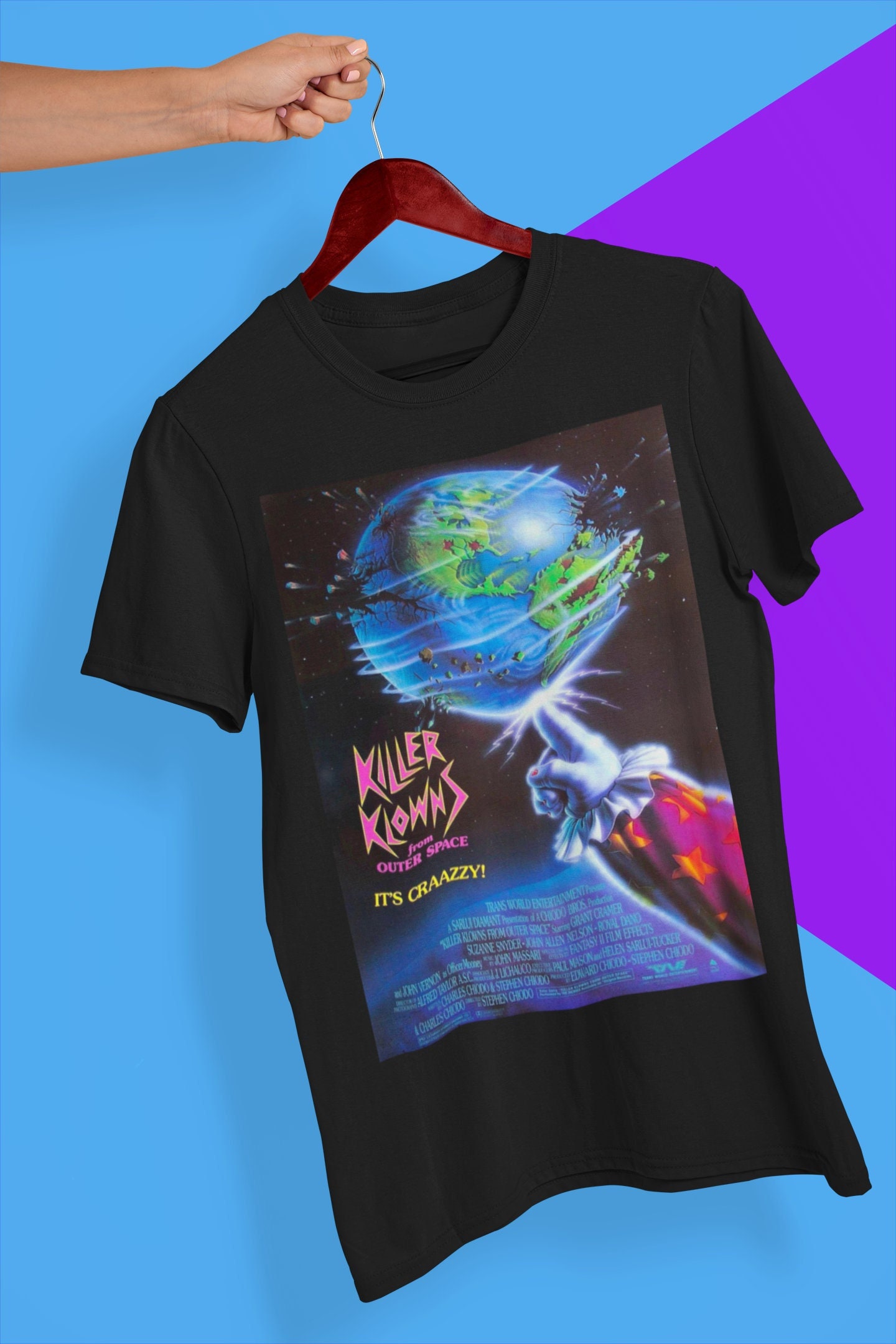 It's Craazzy Killer Klowns From Outer Space Movie Halloween Unisex T-Shirt It's Craazzy Killer Klowns From Outer Space Movie Halloween Unisex T-Shirt