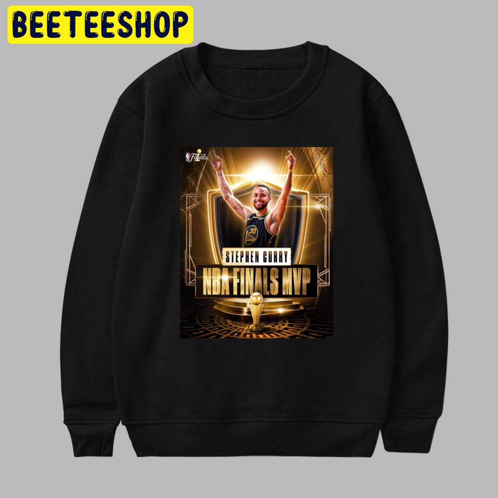 Stephen Curry receives the Bill Russell Trophy as the 2022 Unisex T-Shirt Stephen Curry receives the Bill Russell Trophy as the 2022 Unisex T-Shirt