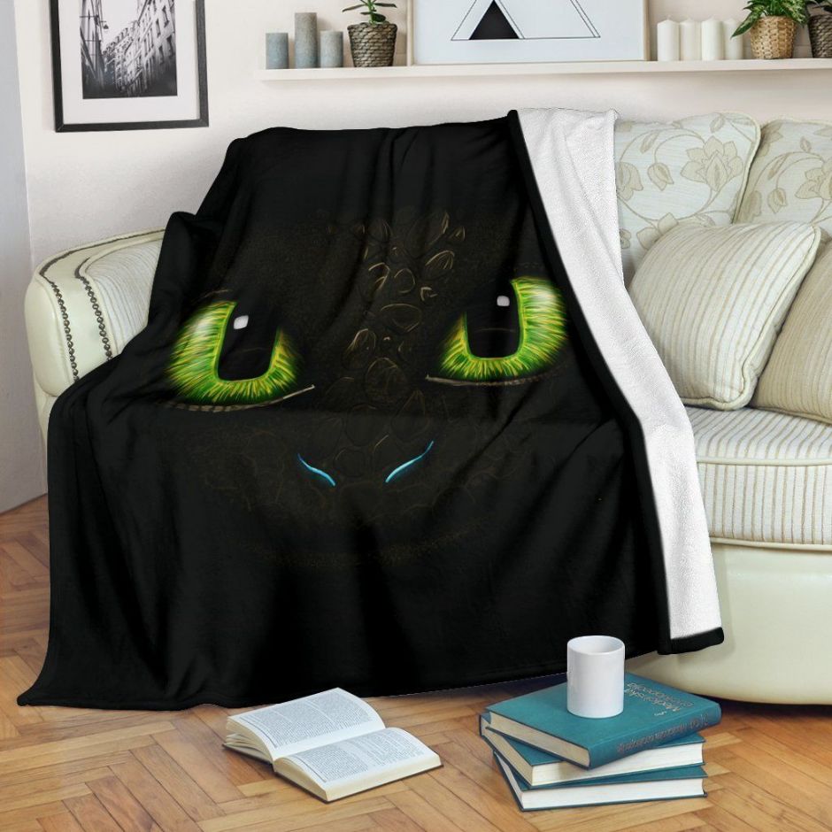 Toothless Face Night Fury Fleece Blanket Throw Blanket Gift Toothless Face Night Fury Fleece Blanket Throw Blanket Gift