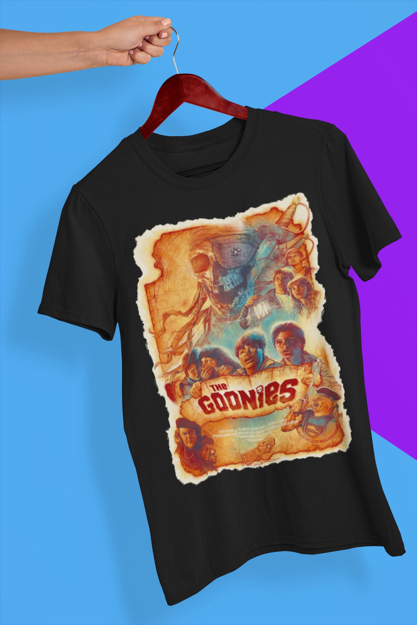 Vintaeg Art The Goonies Halloween Unisex T-Shirt Vintaeg Art The Goonies Halloween Unisex T-Shirt