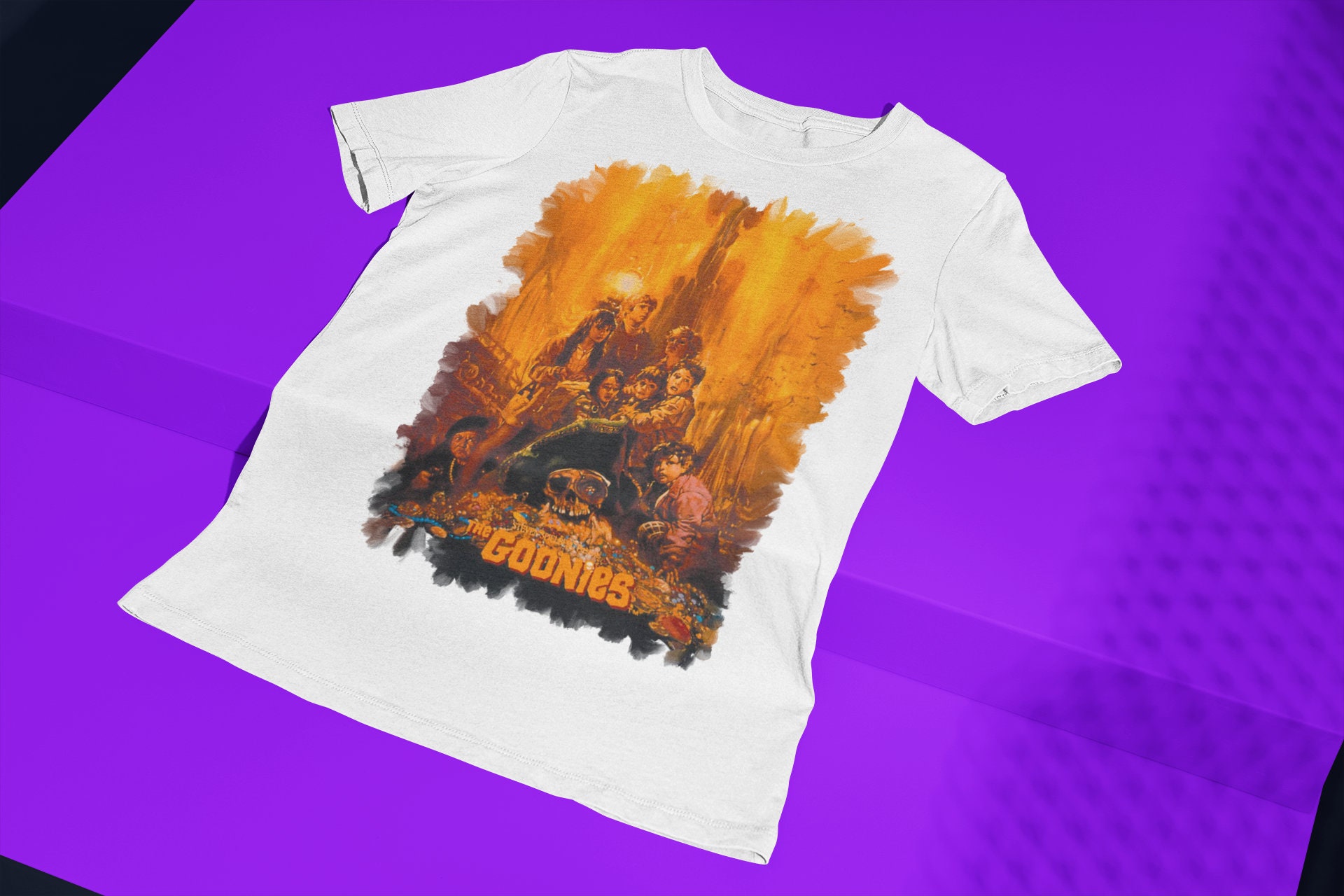 Vintage 80s The Goonies Halloween Unisex T-Shirt Vintage 80s The Goonies Halloween Unisex T-Shirt