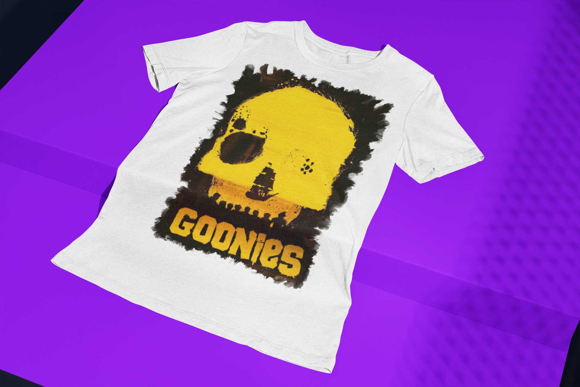 Yellow Skull Art The Goonies Halloween Unisex T-Shirt Yellow Skull Art The Goonies Halloween Unisex T-Shirt