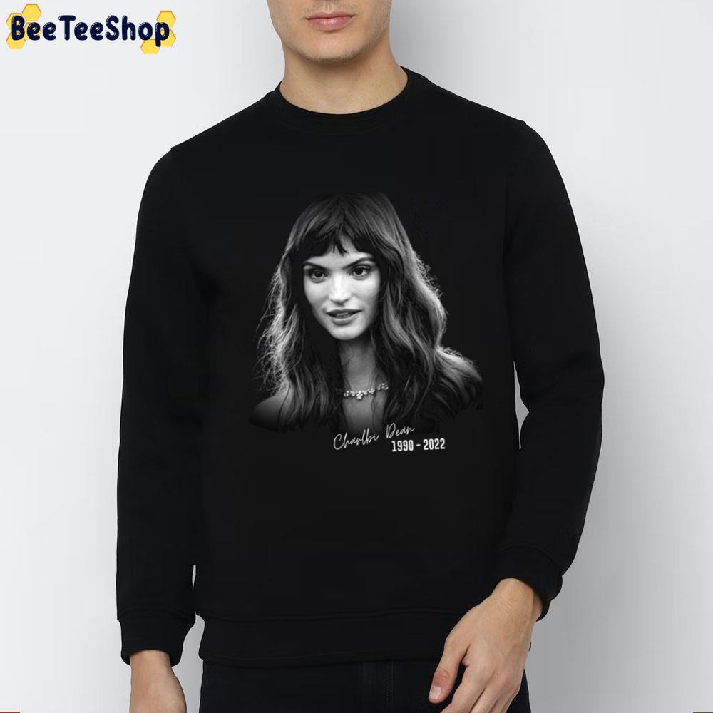 Rip Charlbi Dean 1990 2022 Unisex T-Shirt Rip Charlbi Dean 1990 2022 Unisex T-Shirt