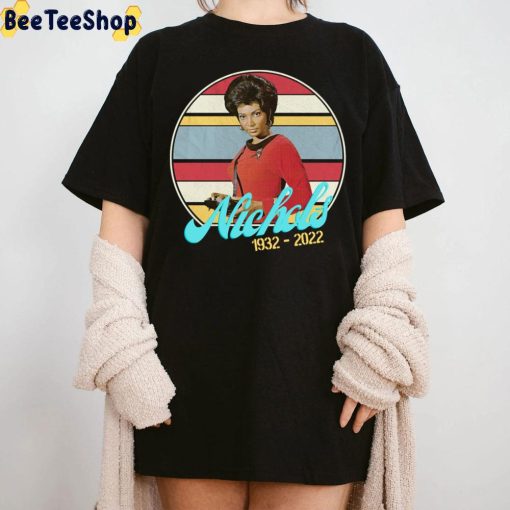 Vintage Rip Nichelle Nichols 1932 2022 Unisex T-Shirt