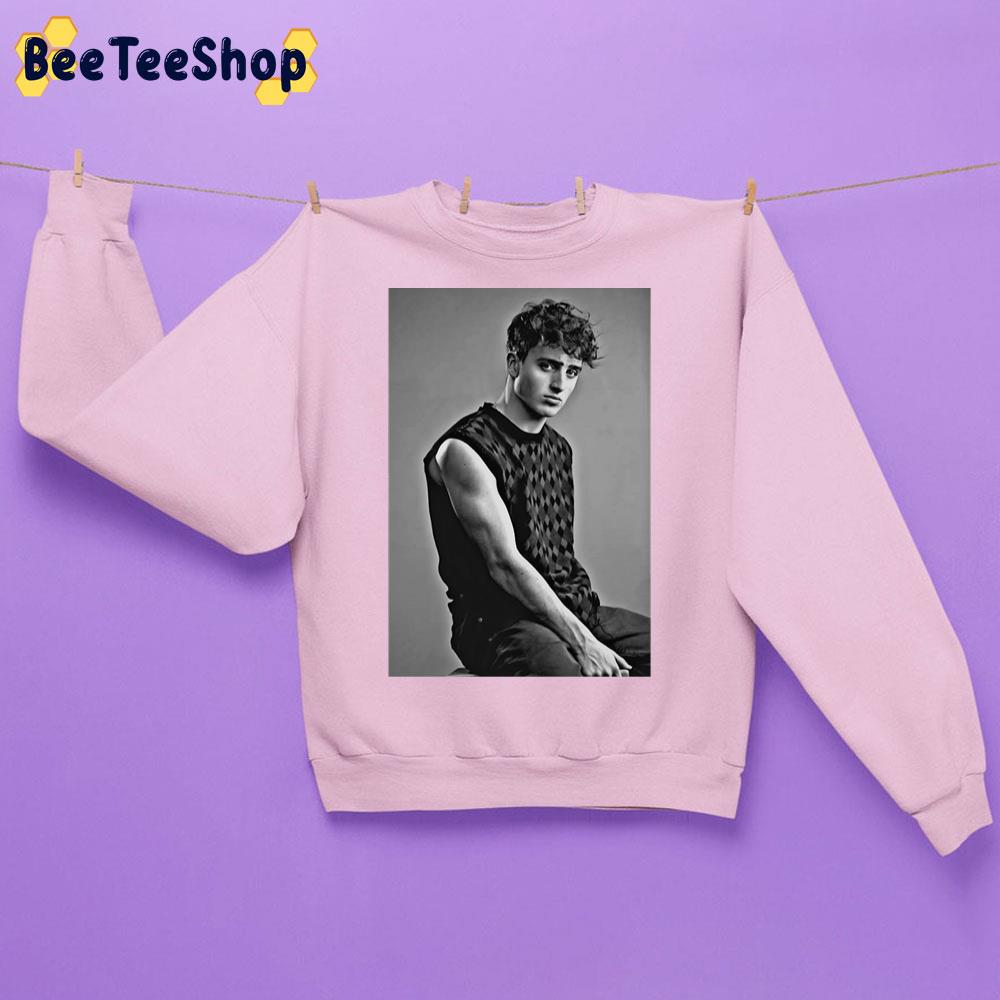 Black White Benson Boone Posters Unisex Sweatshirt Black White Benson Boone Posters Unisex Sweatshirt