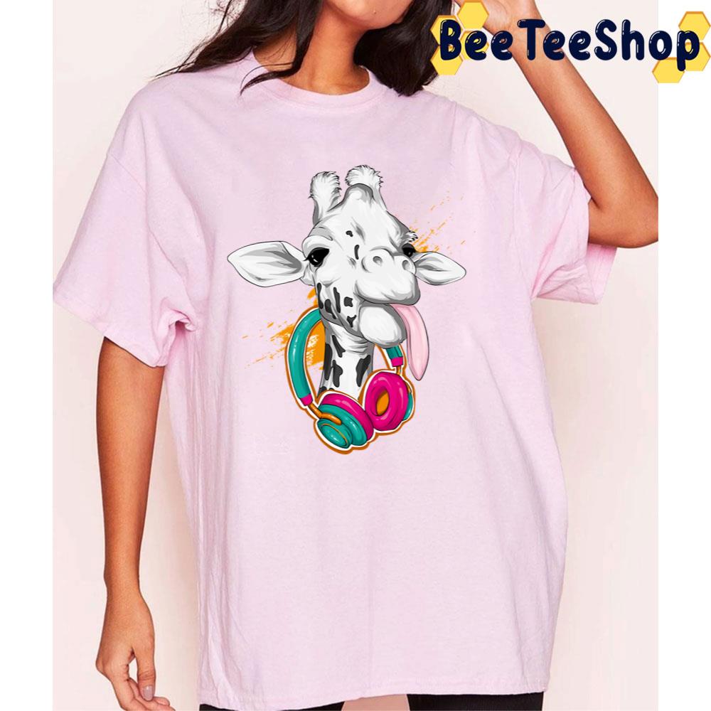 Giraffe With Headphone Trending Unisex T-Shirt Giraffe With Headphone Trending Unisex T-Shirt