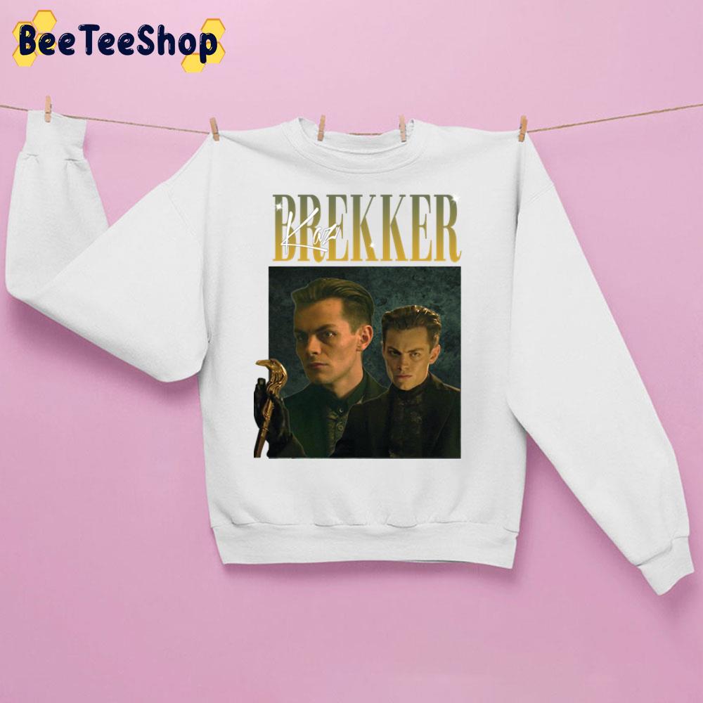Kaz Brekker Shadow And Bone 90's Vintage Style Trending Unisex Sweatshirt Kaz Brekker Shadow And Bone 90's Vintage Style Trending Unisex Sweatshirt