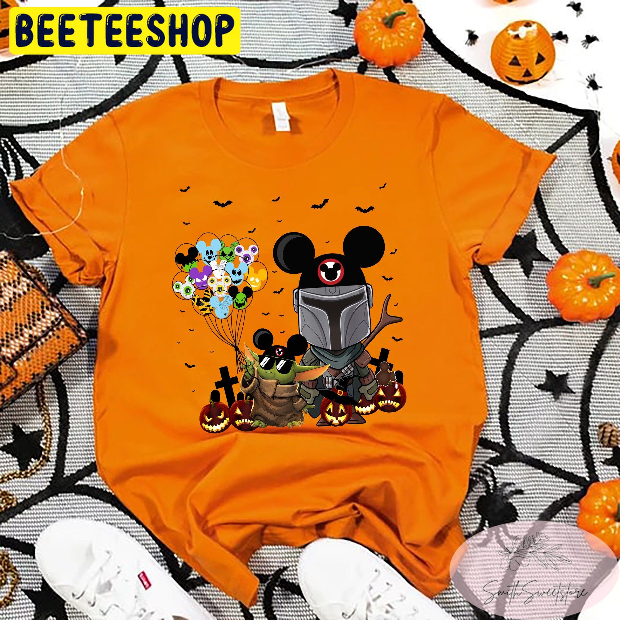 Mandalorian Star Wars Baby Yoda Disney Halloween Unisex T-Shirt Mandalorian Star Wars Baby Yoda Disney Halloween Unisex T-Shirt