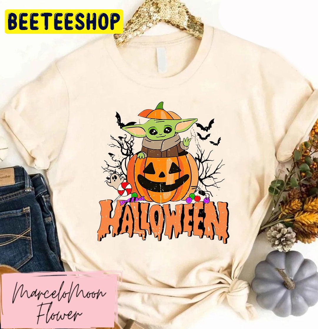 Star Wars Baby Yoda On Pumkin Halloween Unisex T-Shirt Star Wars Baby Yoda On Pumkin Halloween Unisex T-Shirt