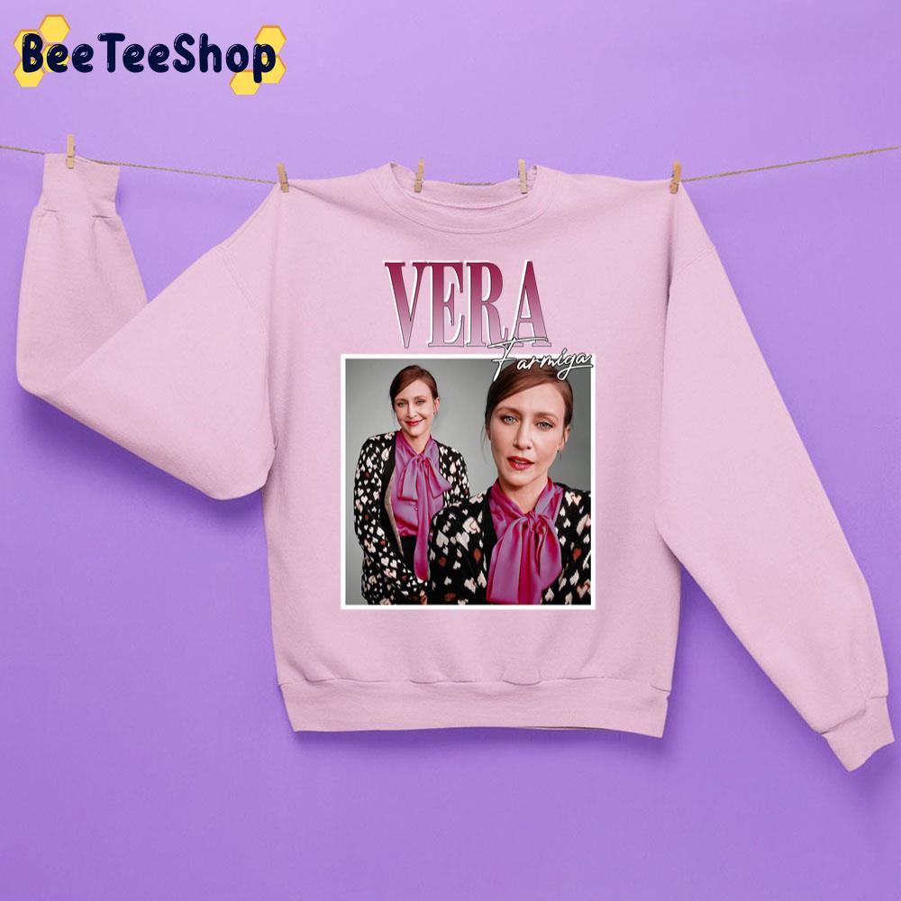 Vera Farmiga Vintage Art Unisex Sweatshirt Vera Farmiga Vintage Art Unisex Sweatshirt