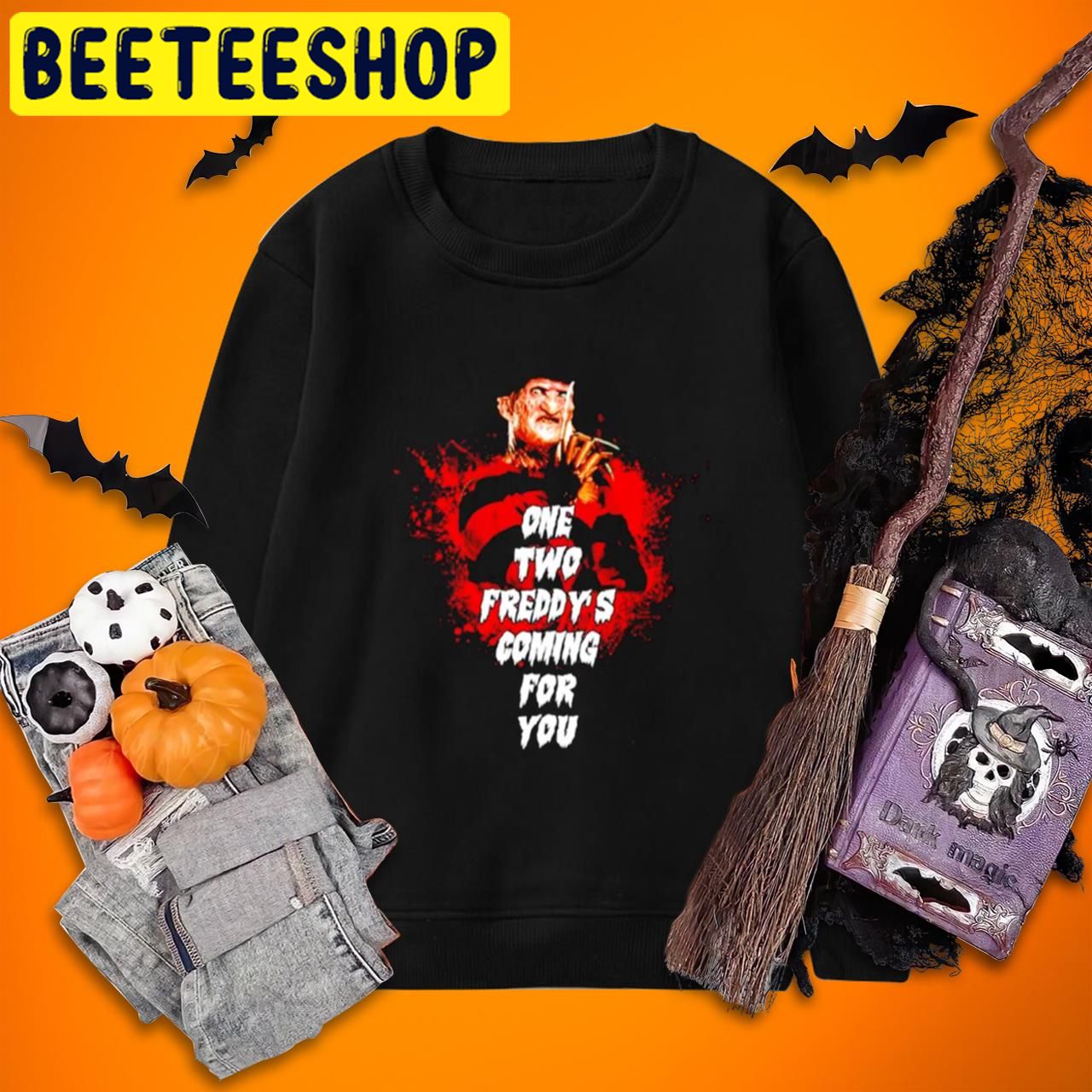 Freddy Krueger One Two Freddy's Coming For You Freddy Krueger Halloween Trending Unisex T-Shirt Freddy Krueger One Two Freddy's Coming For You Freddy Krueger Halloween Trending Unisex T-Shirt