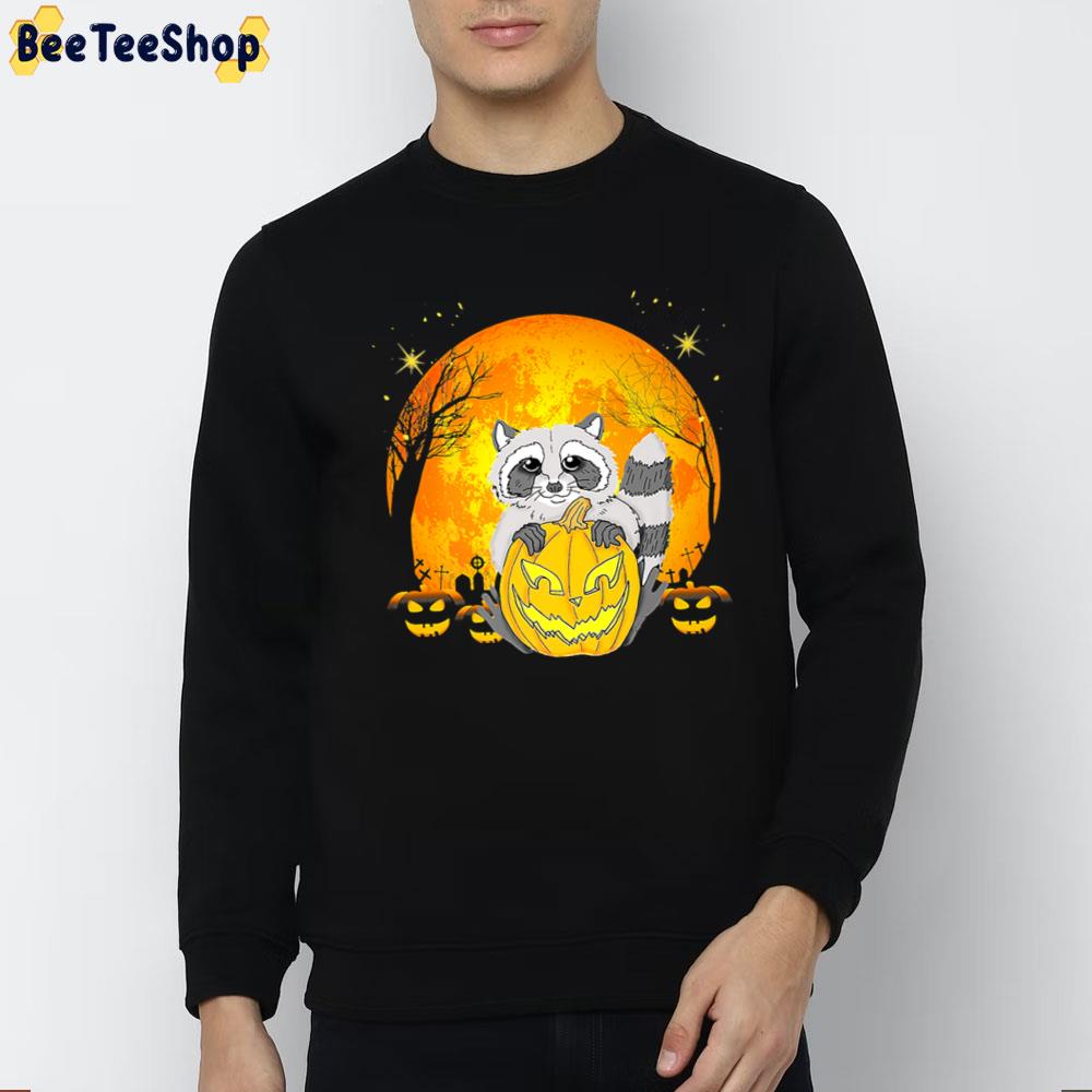 Funny Raccoon And Pumpkin Halloween Party Trending Unisex T-Shirt Funny Raccoon And Pumpkin Halloween Party Trending Unisex T-Shirt