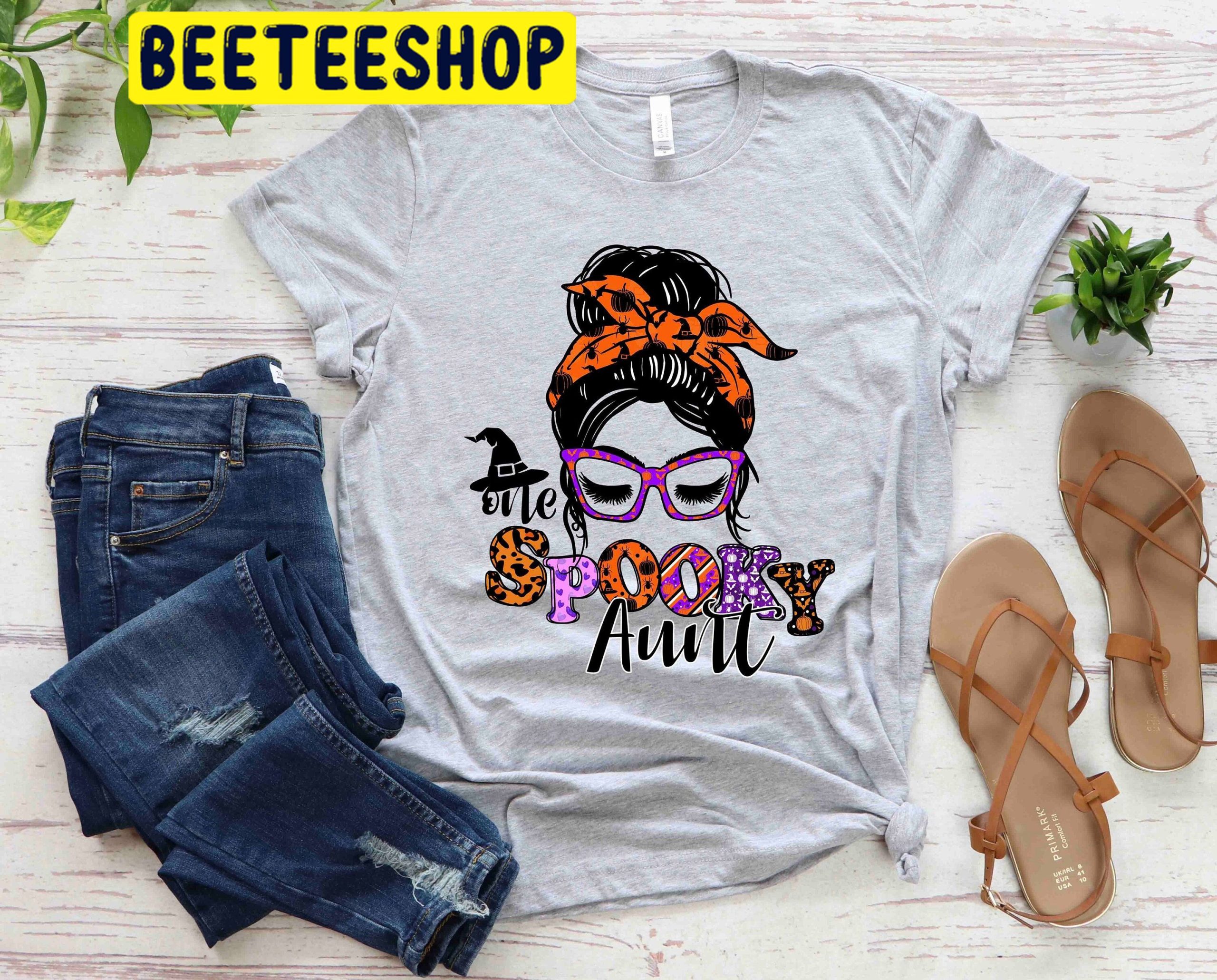 One Spooky Aunt Halloween Trending Unisex Shirt One Spooky Aunt Halloween Trending Unisex Shirt