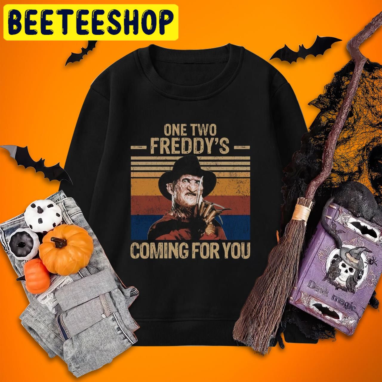 One Two Freddys Coming For YouFreddy Krueger Halloween Trending Unisex T-Shirt One Two Freddys Coming For YouFreddy Krueger Halloween Trending Unisex T-Shirt
