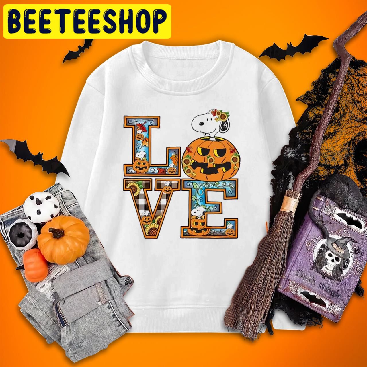 Snoopy Charlie Brown And Lucy Bus Charlie Brown Halloween Trending Unisex T-Shirt Snoopy Charlie Brown And Lucy Bus Charlie Brown Halloween Trending Unisex T-Shirt