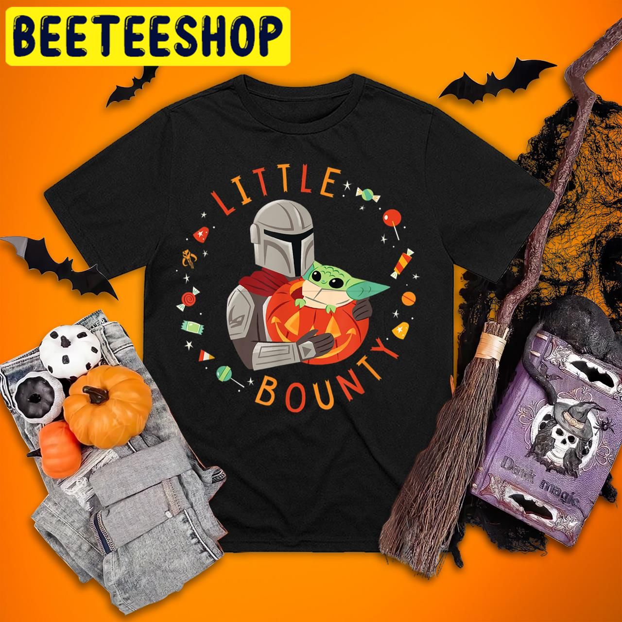 Star Wars The Mandalorian Grogu Little Bounty Star Wars Halloween Trending Unisex T-Shirt Star Wars The Mandalorian Grogu Little Bounty Star Wars Halloween Trending Unisex T-Shirt