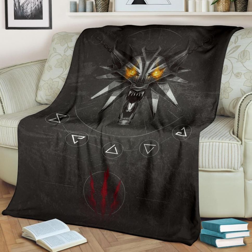The Witcher Emblem Fleece Blanket Throw Blanket The Witcher Emblem Fleece Blanket Throw Blanket
