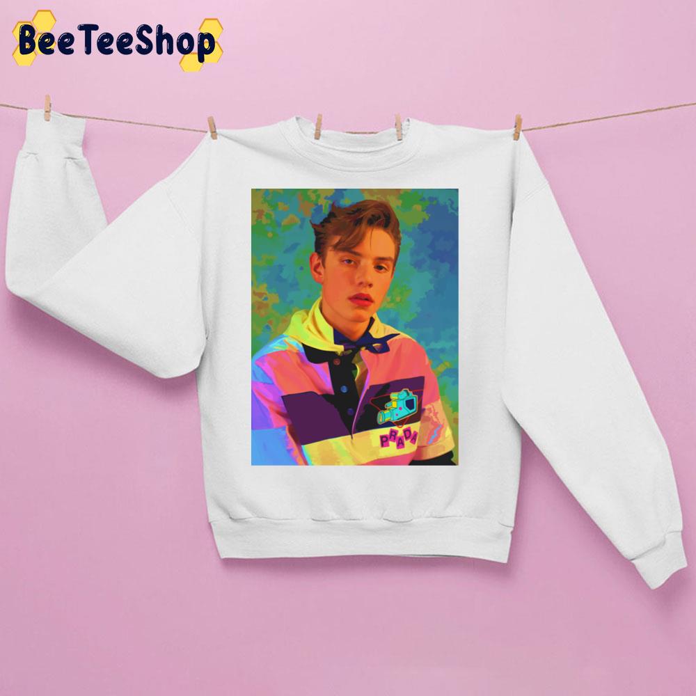 Aesthetic Louis Partridge Trending Unisex Sweatshirt Aesthetic Louis Partridge Trending Unisex Sweatshirt