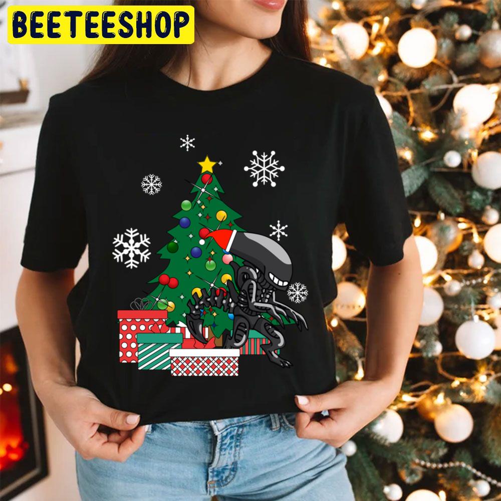 Alien Xenomorph Around The Christmas Tree Trending Unisex Hoodie Alien Xenomorph Around The Christmas Tree Trending Unisex Hoodie