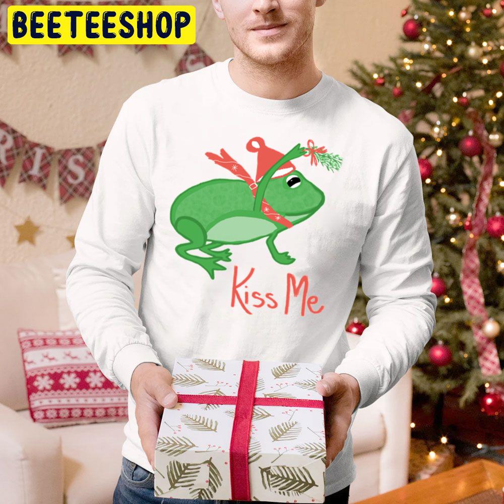 Kiss Me Under The Mistletoe Christmas Frog Kiss Trending Unisex Hoodie Kiss Me Under The Mistletoe Christmas Frog Kiss Trending Unisex Hoodie