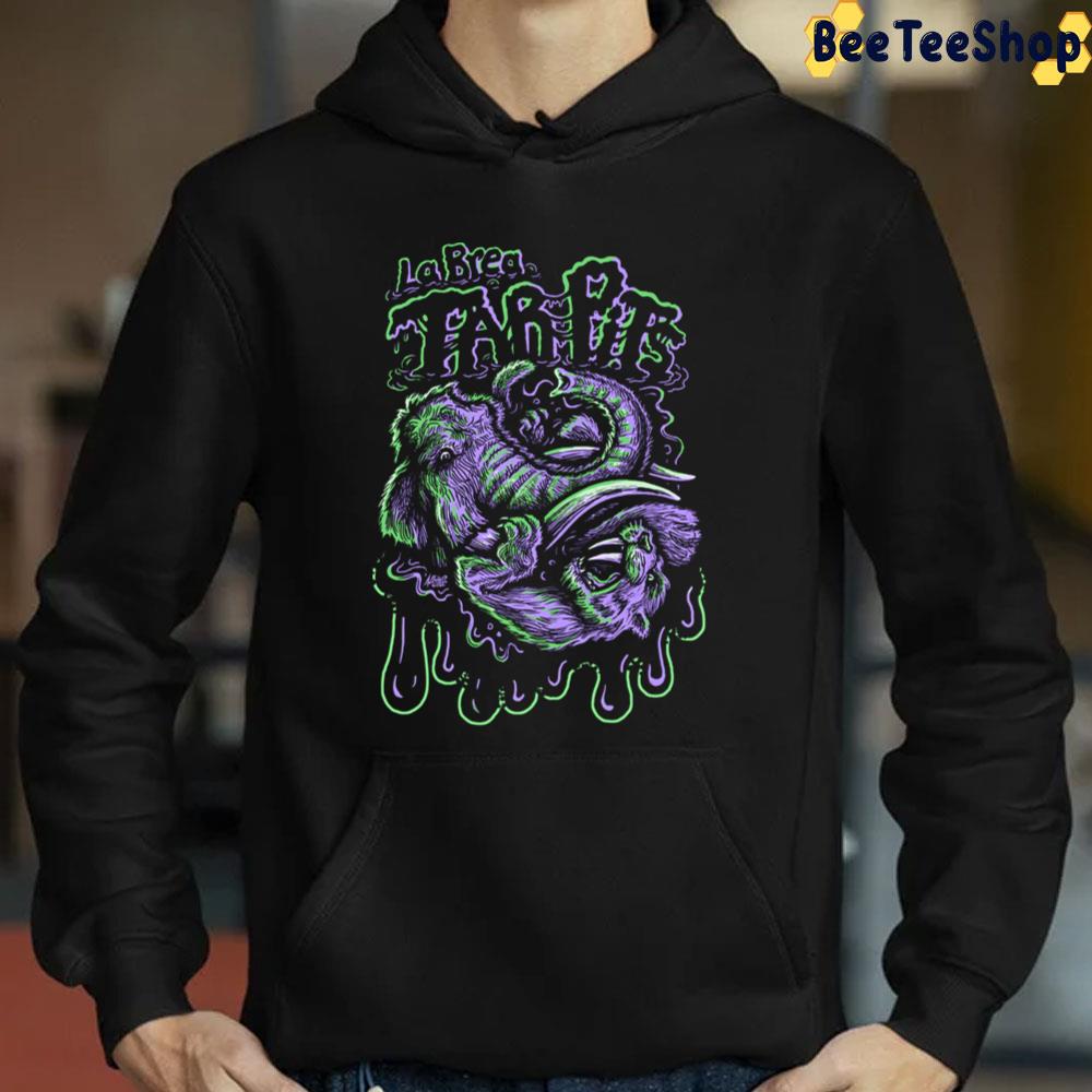La Brea Tar Pits Mammoth Vs. Sabre Tooth Trending Unisex Sweatshirt La Brea Tar Pits Mammoth Vs. Sabre Tooth Trending Unisex Sweatshirt