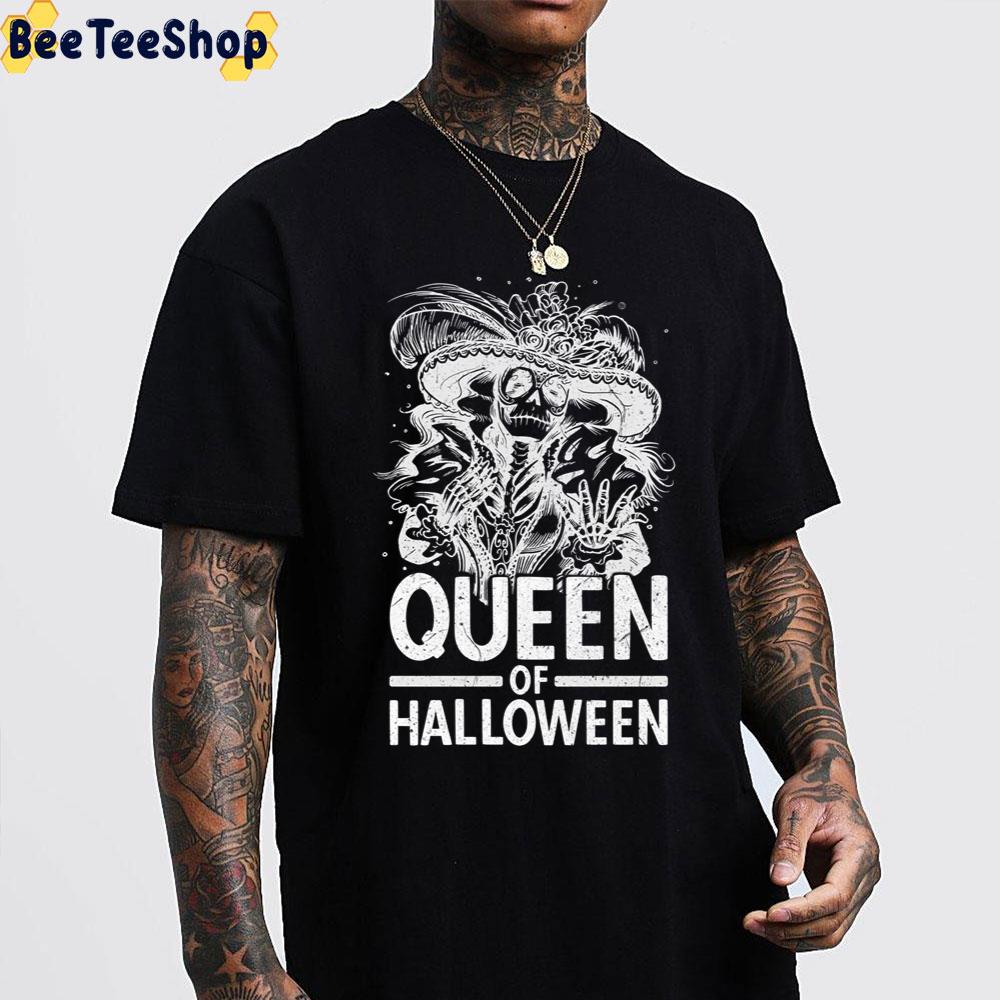 Queen Of Halloween Woman Skeleton Skull Trending Unisex Sweatshirt Queen Of Halloween Woman Skeleton Skull Trending Unisex Sweatshirt