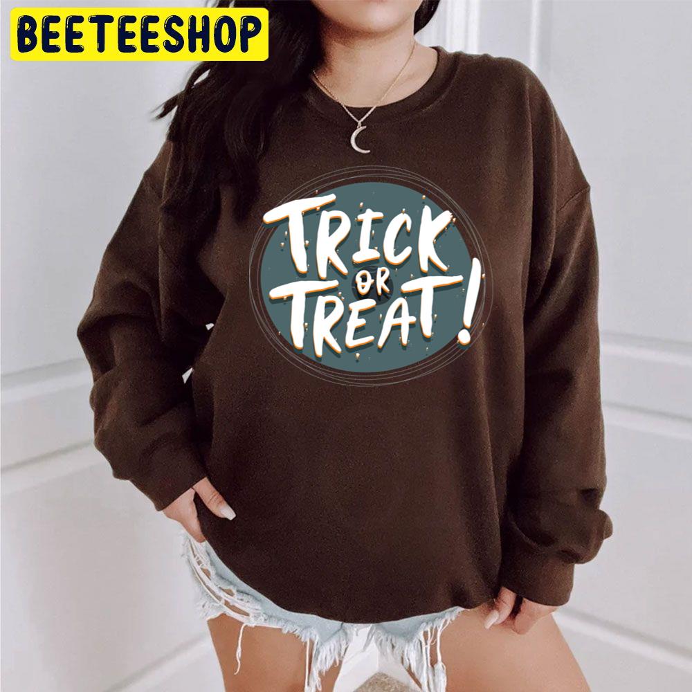 Vintage Trick Or Treat Happy Halloween Unisex Sweatshirt Vintage Trick Or Treat Happy Halloween Unisex Sweatshirt