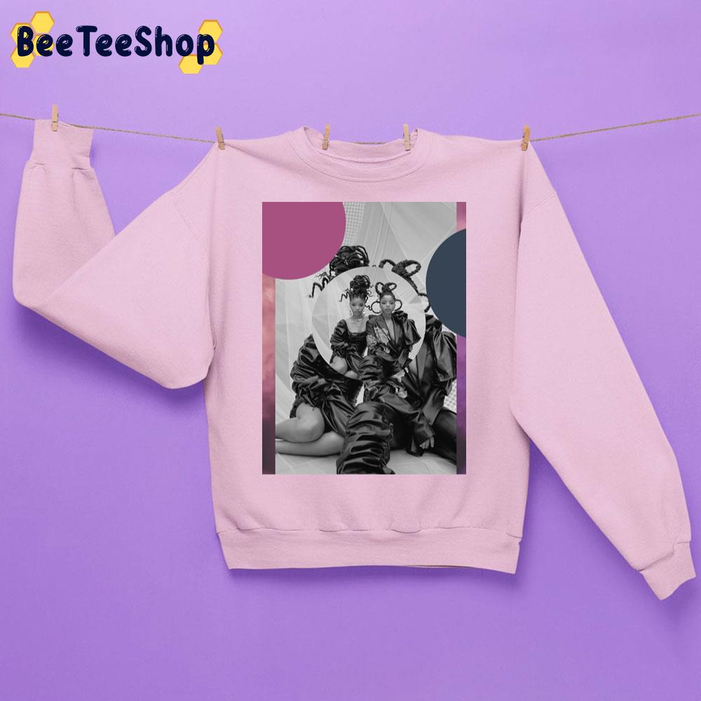 Chloe X Halle Art Trending Unisex Sweatshirt Chloe X Halle Art Trending Unisex Sweatshirt