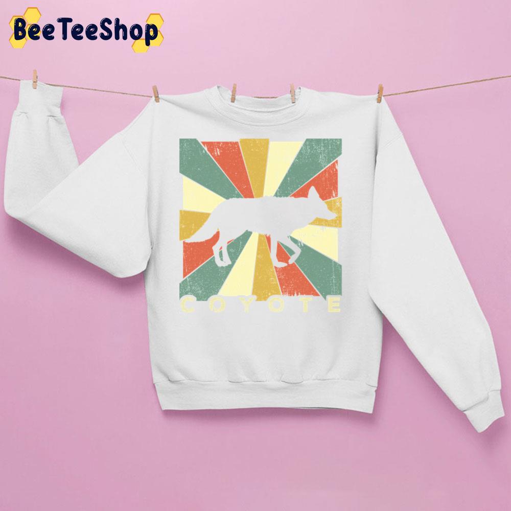 Coyote Lover Vintage Retro Animal Trending Unisex Sweatshirt Coyote Lover Vintage Retro Animal Trending Unisex Sweatshirt