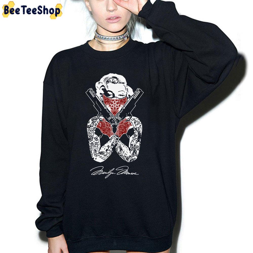 Marilyn With Signature Trending Unisex Sweatshirt Marilyn With Signature Trending Unisex Sweatshirt