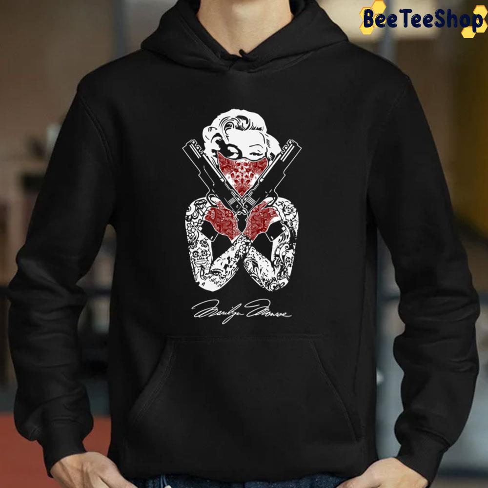Marilyn With Signature Trending Unisex Sweatshirt Marilyn With Signature Trending Unisex Sweatshirt