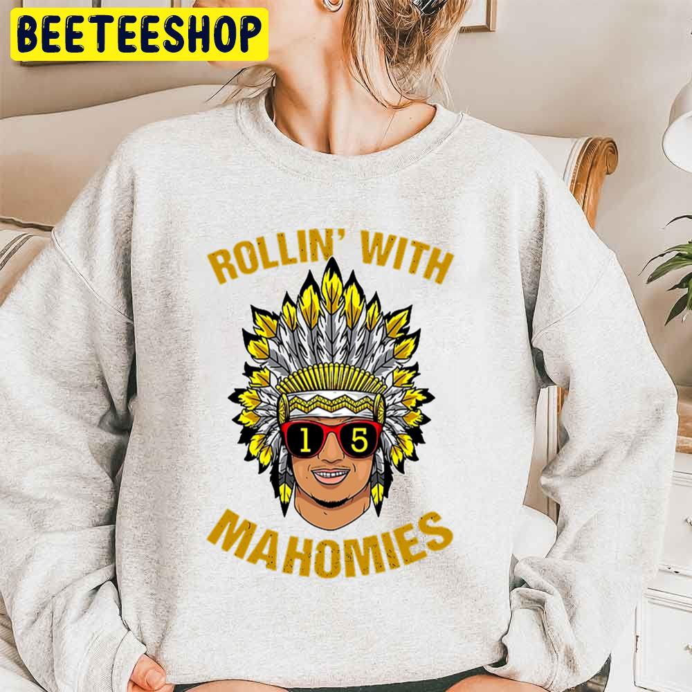 Rollin' With Mahomes Trending Unisex Sweatshirt Rollin' With Mahomes Trending Unisex Sweatshirt