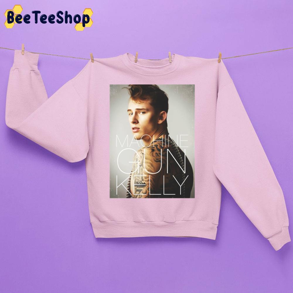 Vintage Machine Gun Kelly Trending Unisex Sweatshirt Vintage Machine Gun Kelly Trending Unisex Sweatshirt