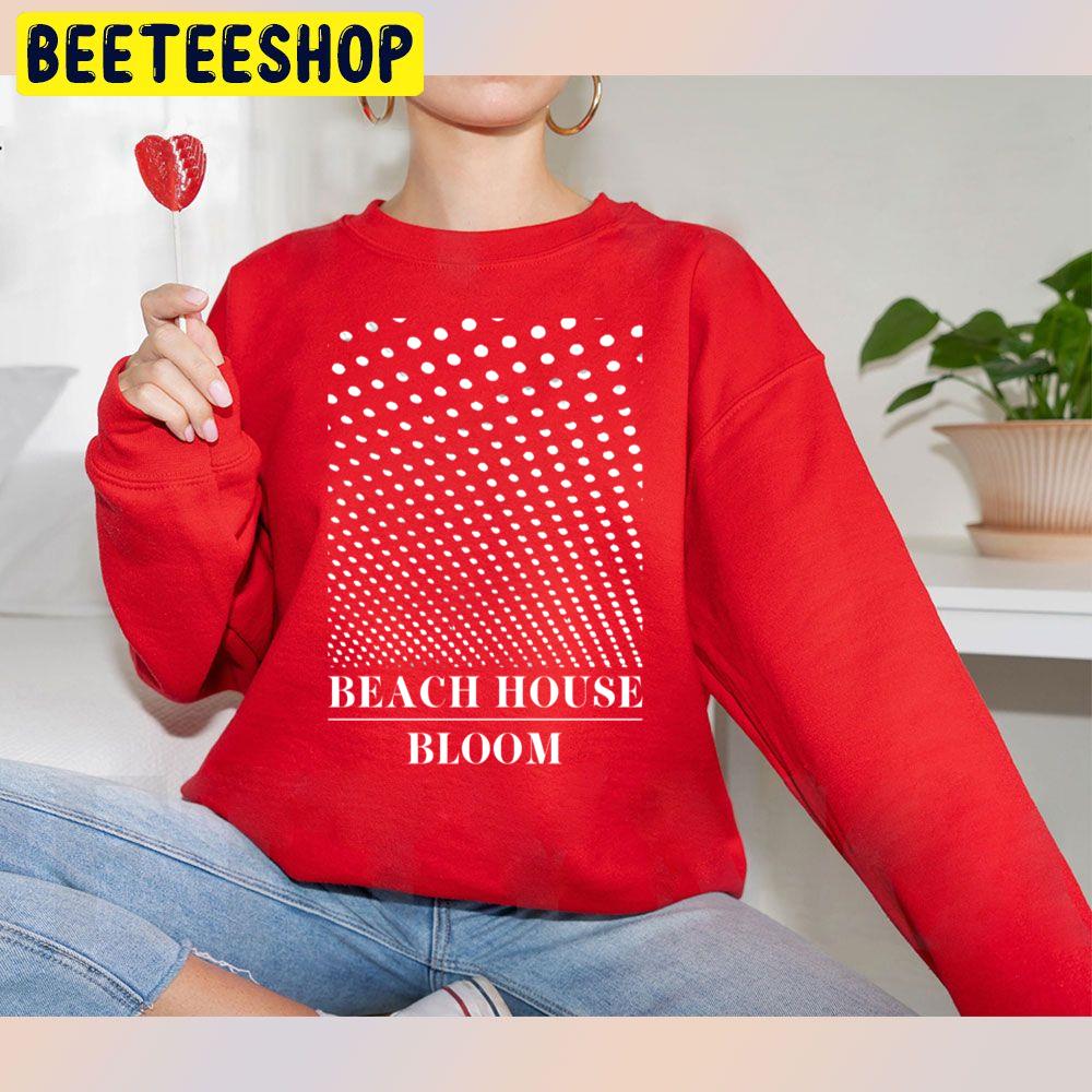White Art Bloom Beach House Trending Unisex Sweatshirt White Art Bloom Beach House Trending Unisex Sweatshirt