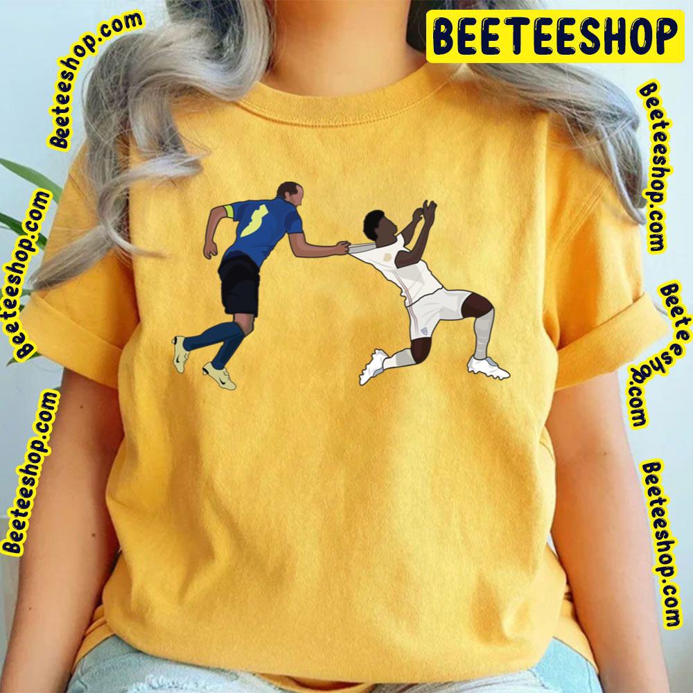 Chiellini Vs Saka Trending Unisex T-Shirt Chiellini Vs Saka Trending Unisex T-Shirt
