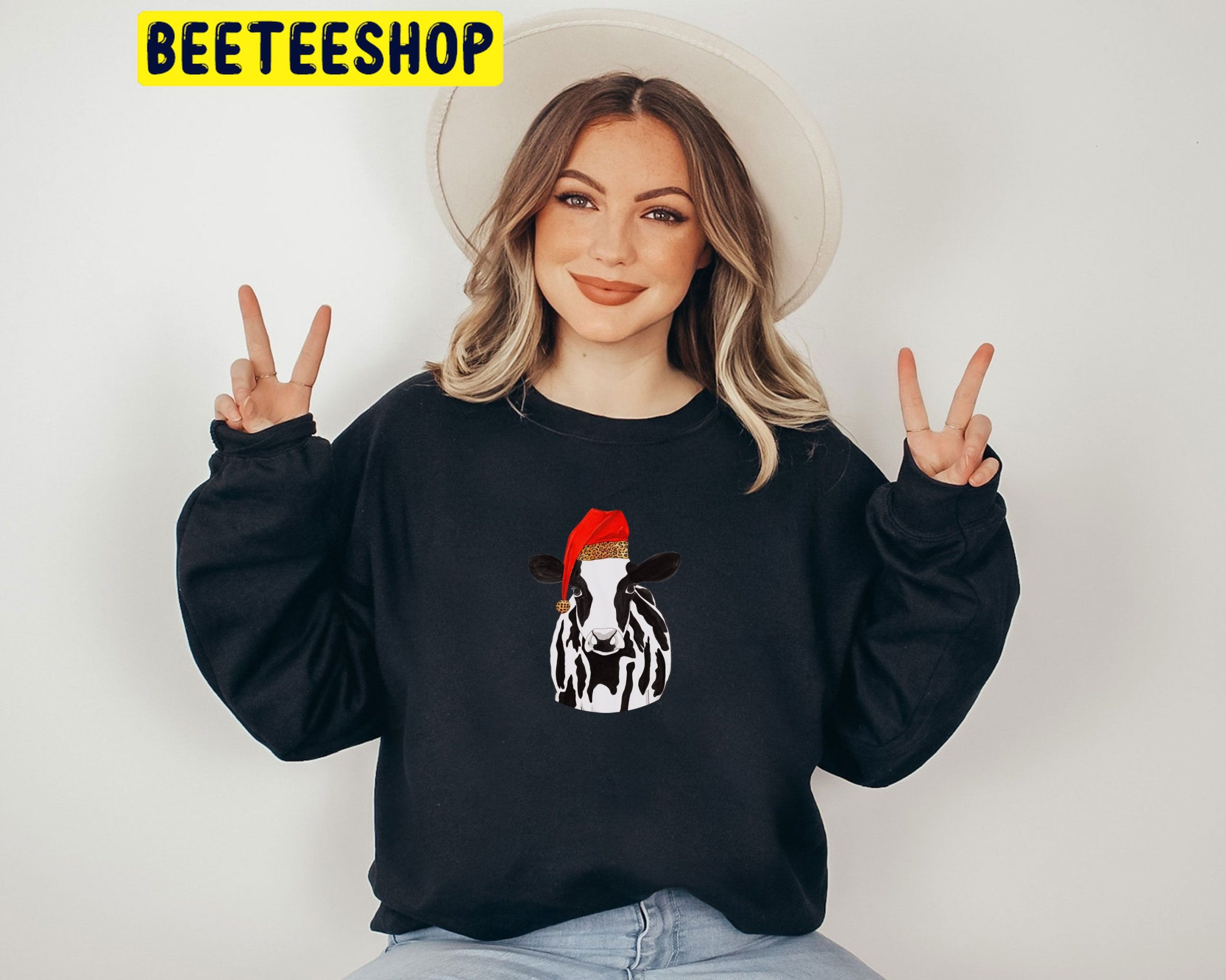 Cow Merry Christmas Animal Lovers Trending Unisex Shirt Cow Merry Christmas Animal Lovers Trending Unisex Shirt