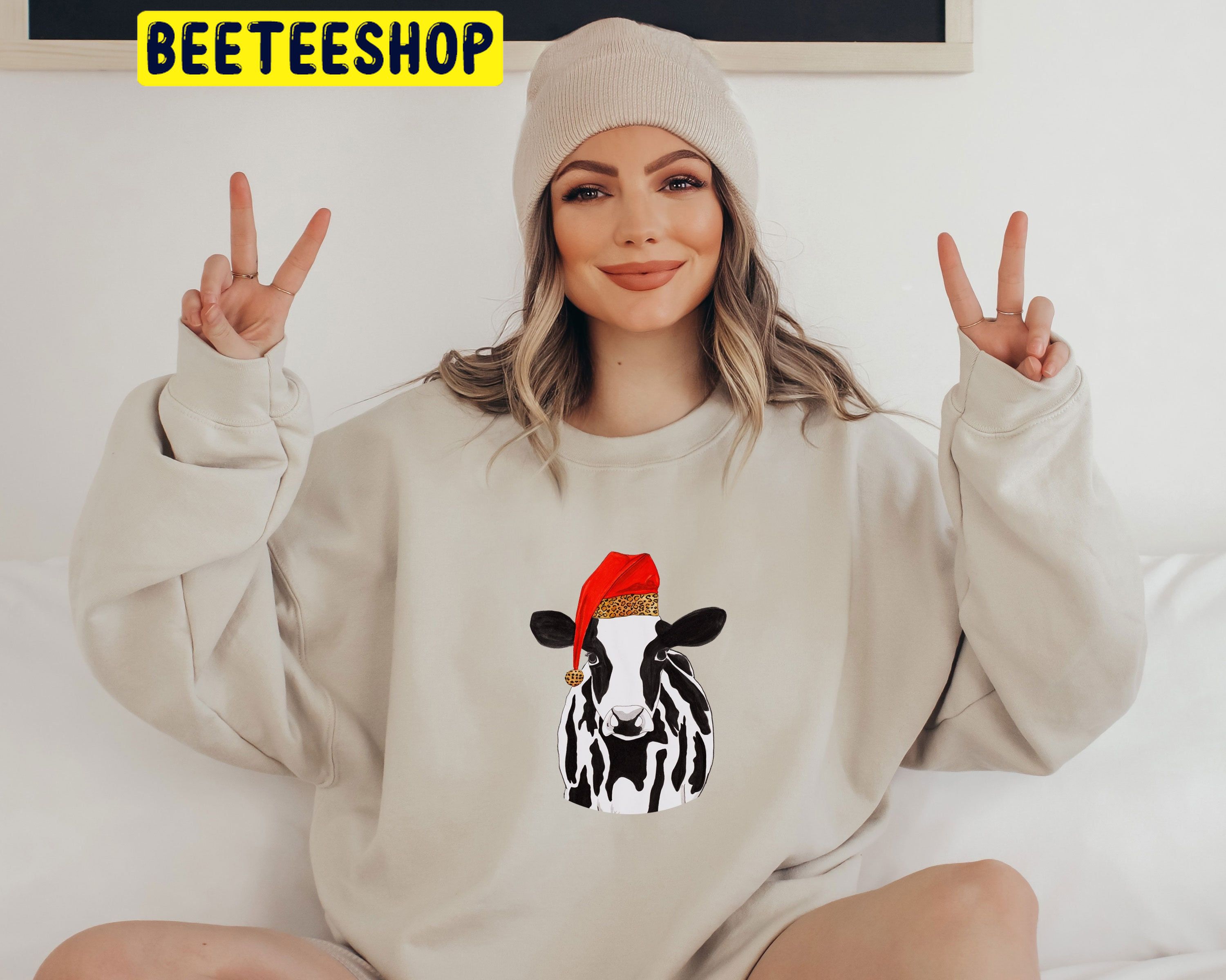 Cow Merry Christmas Animal Lovers Trending Unisex Shirt