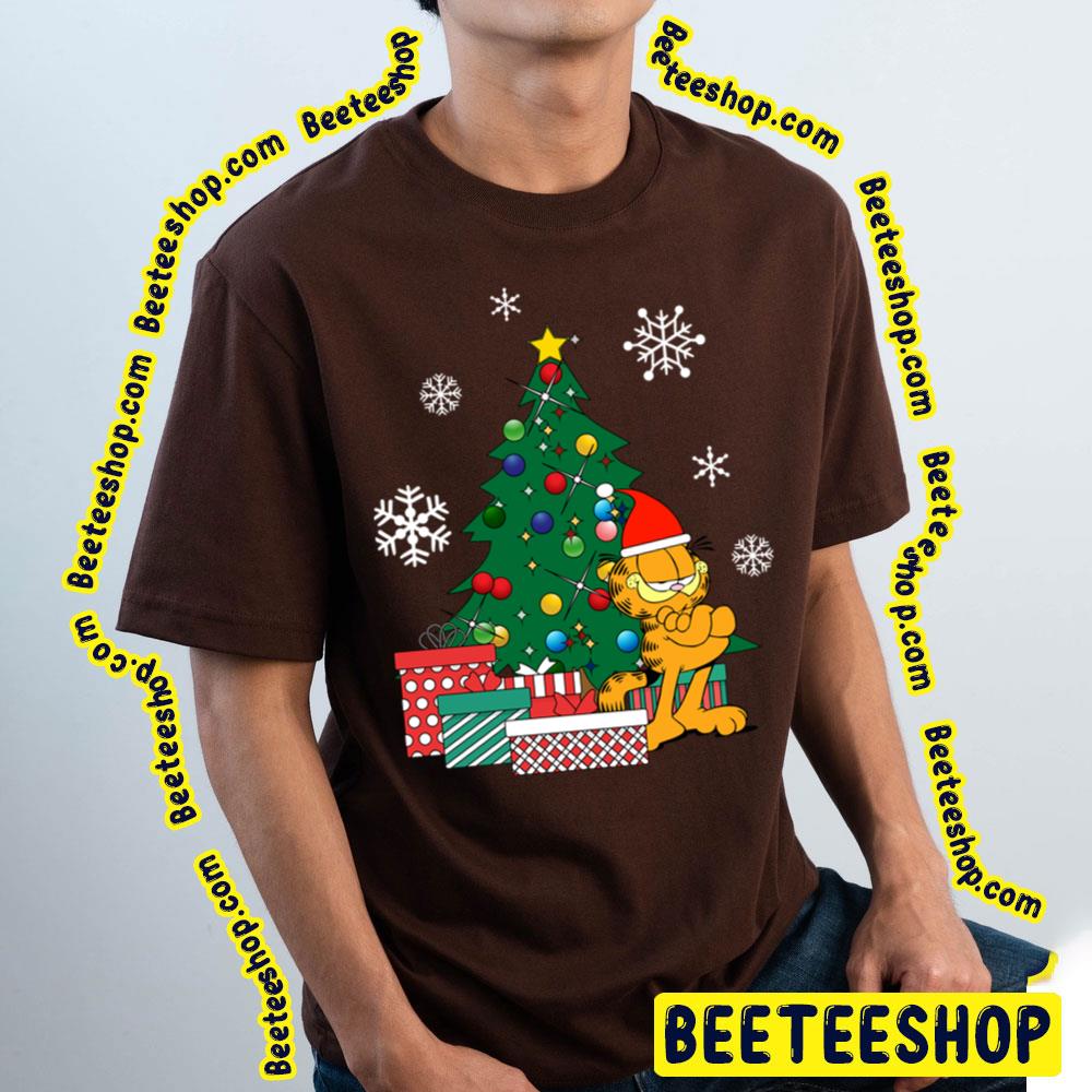 Garfield Cute Around The Christmas Tree Trending Unisex T-Shirt Garfield Cute Around The Christmas Tree Trending Unisex T-Shirt