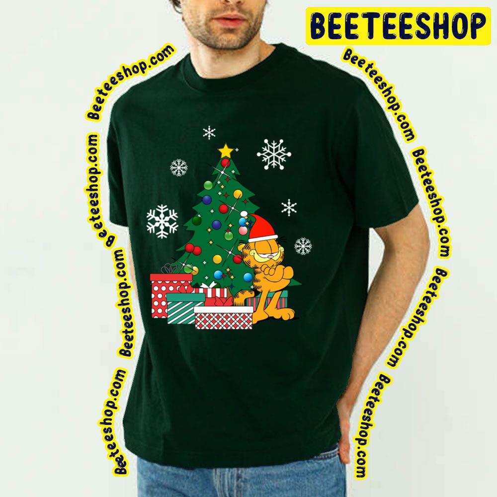 Garfield Cute Around The Christmas Tree Trending Unisex T-Shirt Garfield Cute Around The Christmas Tree Trending Unisex T-Shirt