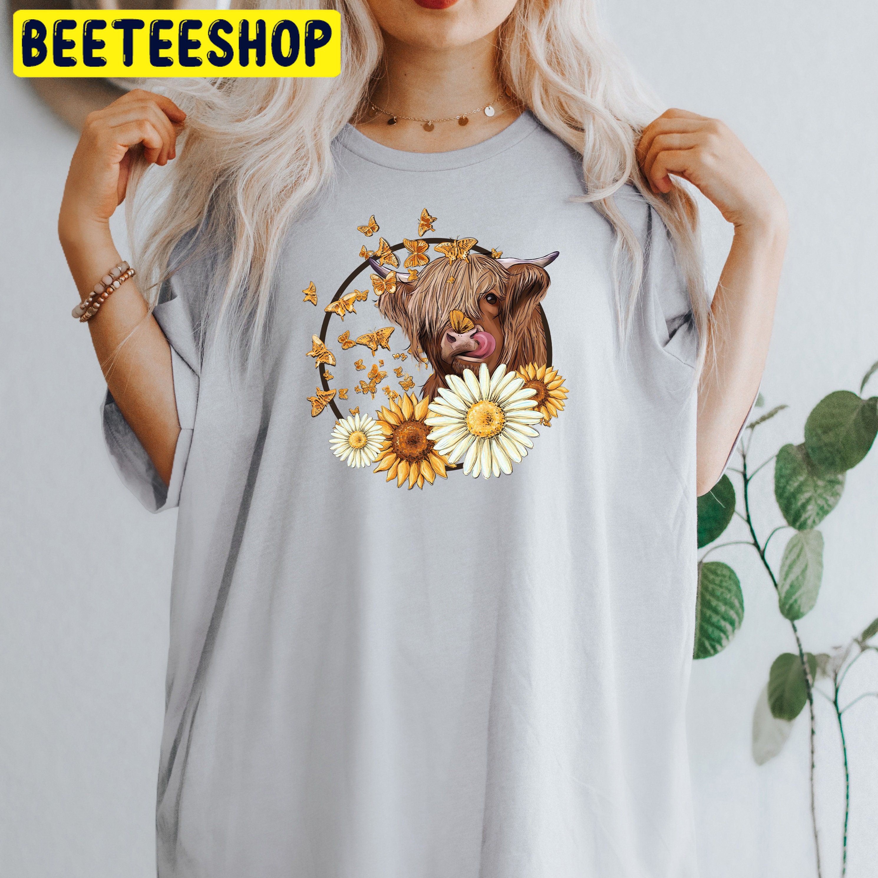 Highland Cow Christmas Crewneck Trending Unisex Shirt Highland Cow Christmas Crewneck Trending Unisex Shirt