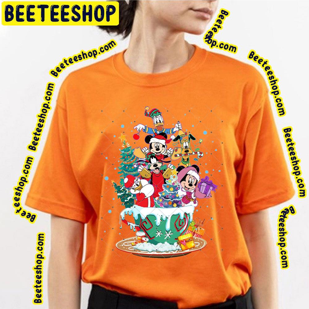 Mickey And Friend Merry Christmas Mickey Minnie Donald Daisy Goofy Pluto Disney Trending Unisex T-Shirt Mickey And Friend Merry Christmas Mickey Minnie Donald Daisy Goofy Pluto Disney Trending Unisex T-Shirt