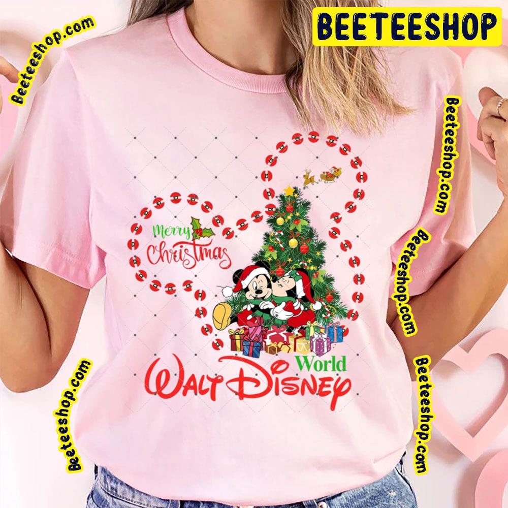 Minnie Kiss Mickey Merry Christmas Trending Unisex T-Shirt Minnie Kiss Mickey Merry Christmas Trending Unisex T-Shirt