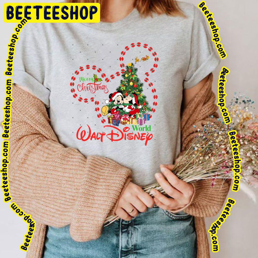Minnie Kiss Mickey Merry Christmas Trending Unisex T-Shirt Minnie Kiss Mickey Merry Christmas Trending Unisex T-Shirt