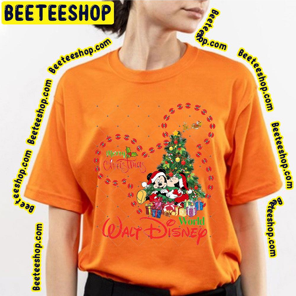 Minnie Kiss Mickey Merry Christmas Trending Unisex T-Shirt Minnie Kiss Mickey Merry Christmas Trending Unisex T-Shirt