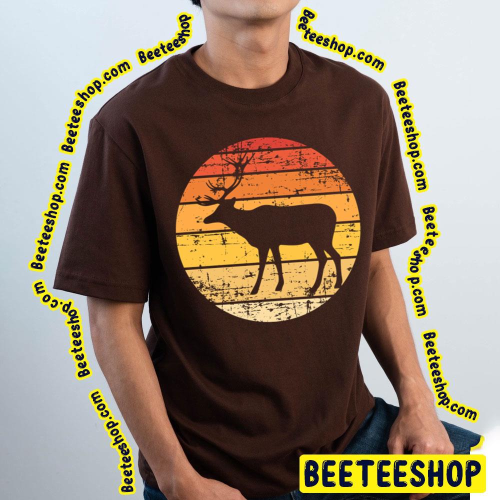 Retro 80's Vintage The Deer King Art Trending Unisex T-Shirt Retro 80's Vintage The Deer King Art Trending Unisex T-Shirt