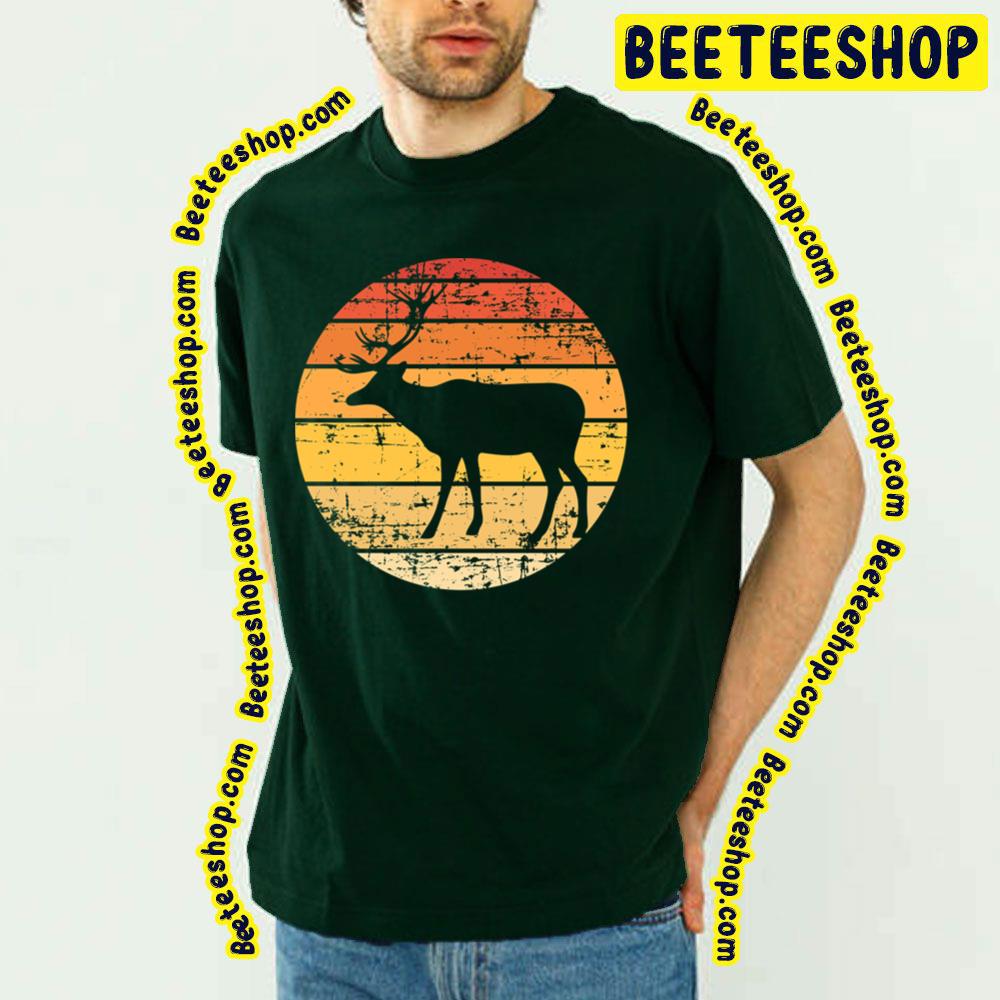Retro 80's Vintage The Deer King Art Trending Unisex T-Shirt Retro 80's Vintage The Deer King Art Trending Unisex T-Shirt