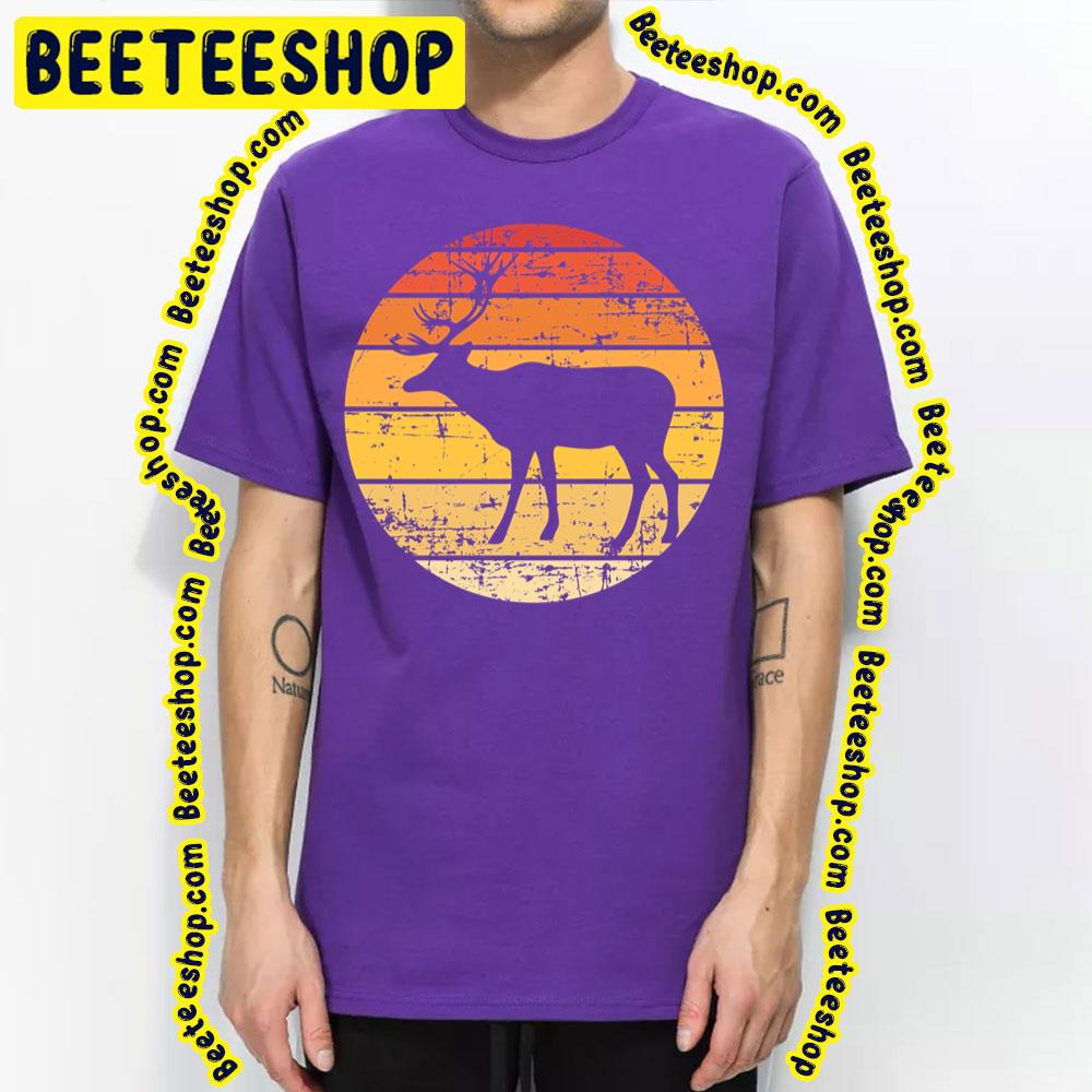 Retro 80's Vintage The Deer King Art Trending Unisex T-Shirt Retro 80's Vintage The Deer King Art Trending Unisex T-Shirt